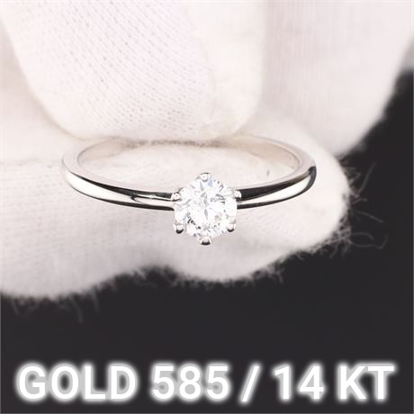 Ring mit Stein(en) / W54 / WG585 / Ex-VK: 2099,- € / 2338-JWG