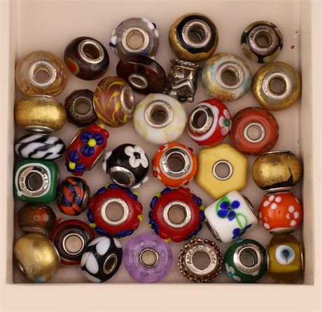 Konvolut Glasbeads - ca. 30 Stück / SI925 / Ex-VK: 270,- € / 2812-JWG