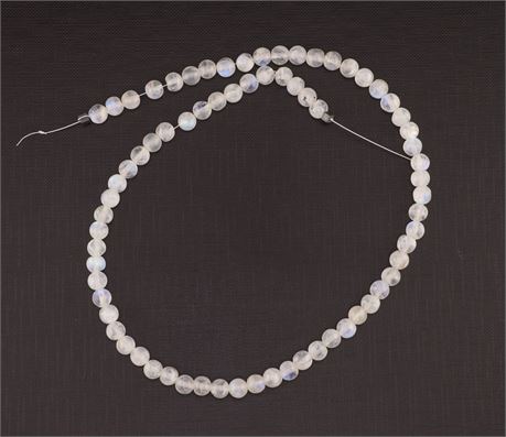 Coll. Koralle 4mm stabil.  / Ex-VK: 35,- € / 3813-JWG