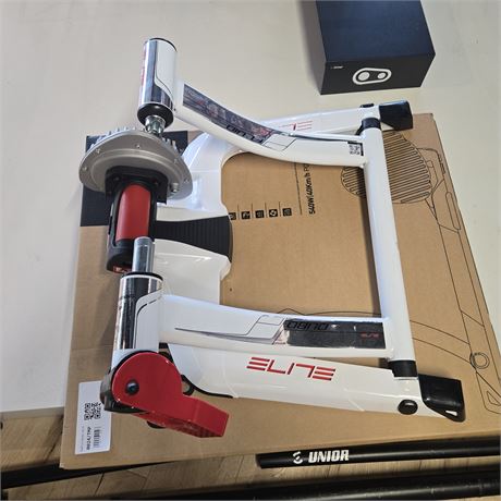 ELITE Qubo Fluid Trainer - ID: 24-TMP