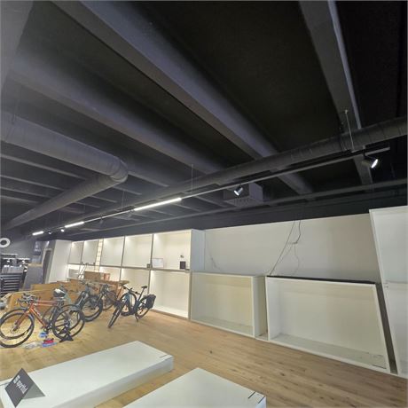 Lichtschiene inkl. 8 LED Spots & 3 LED Lichtleisten - ID: 100-TMP