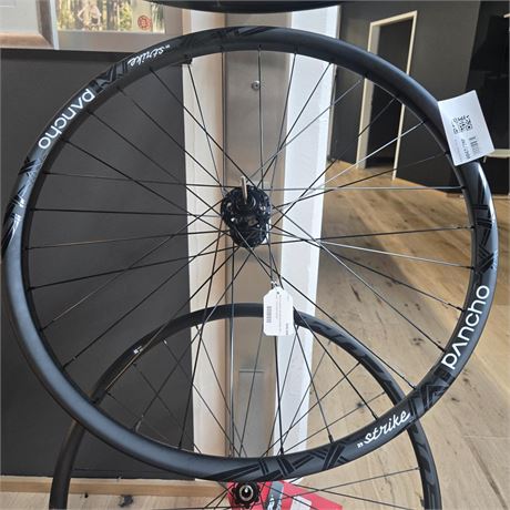 Panchowheels Strike Vorderrad Felge / Laufrad - ID: 47-TMP