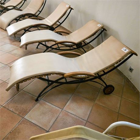 Liegestuhl Holz / Metall mit Polster - ID: 135-WF