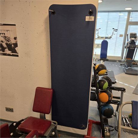 8 Stück Gymnastikmatten / Yoga Matten - ID: 84-WF