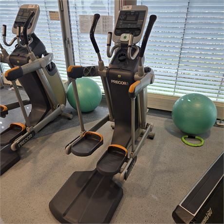 Precor USA 100i Stepper - ID: 68-WF