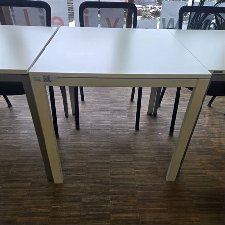 Schreibtisch 75x75 cm - ID: 180-VFT