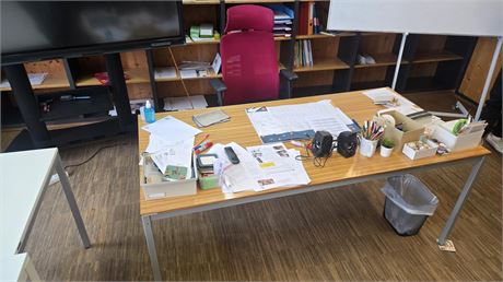 Schreibtisch inkl. Bürostuhl - ID: 177-VFT