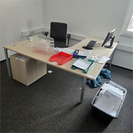 Schreibtisch mit Stuhl & Trolley - ID: 17-STM