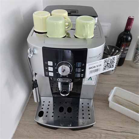DeLonghi Magnifica S Kaffemaschine - ID: 20-STM