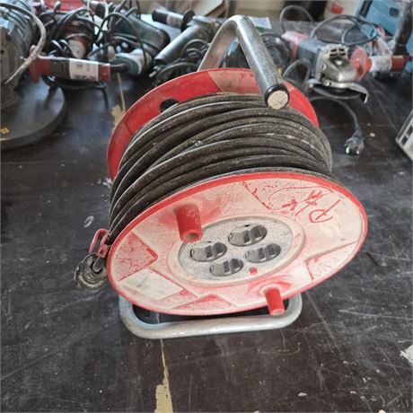 Kabeltrommel 50m 230v - ID: 243-STM