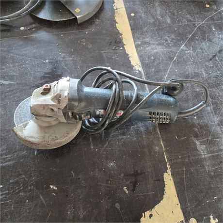 Bosch Winkelschleifer - ID: 255-STM