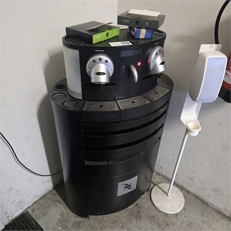 Nespresso Professional Typ 733 C Siegfried 203 Kaffeemaschine - ID: 73-DUV