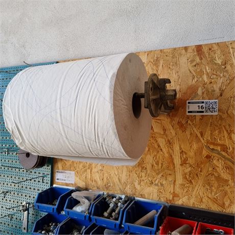 Papierrollenhalter + Papierrollen - ID: 16-SME