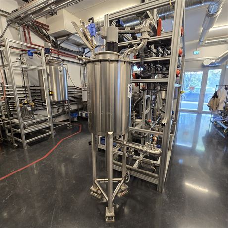Edelstahltank 150 L (INOX) mit Propellerrührwerk und Sensorik