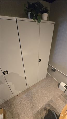 Blechschrank 4 Stk. - ID: 2-VFG