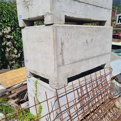 Betontrog - ID: 364-REB