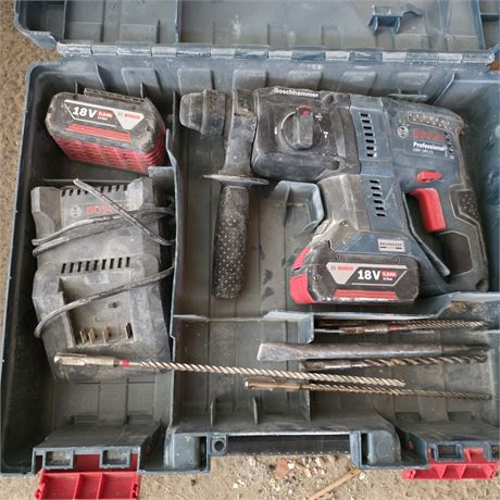 Bosch Professional Akku-Bohrhammer - ID: 42-REB