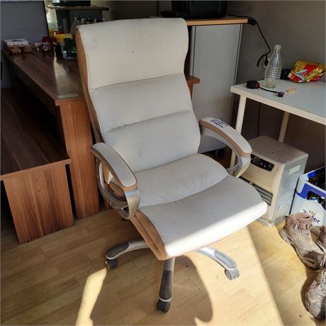 Bürostuhl Chefsessel in Lederoptik - ID: 338-REB