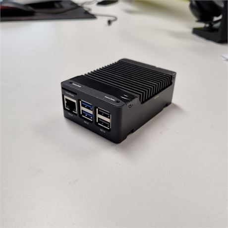 Seeed Studio reComputer Mini-PC mit Gehäuse - ID: 131-RTS