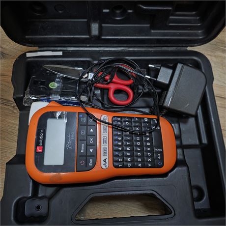 Brother P-touch E110 Beschriftungsgerät im Koffer - ID: 59-RTS