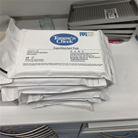 Ca. 6 Packungen Tongue’n Cheek SuperAbsorbent Pads - ID: 264-ZUP