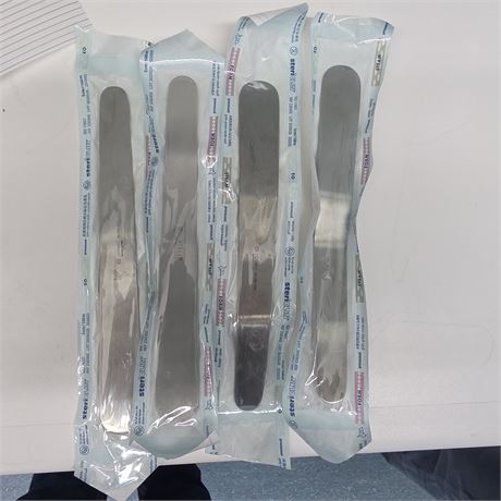4 Zungenspatel aus Edelstahl, USTOMED und AESCULAP - ID: 236-ZUP